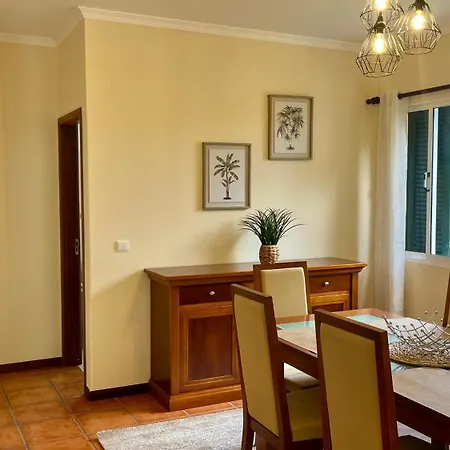 Сasa de vacaciones Serrao, By Op