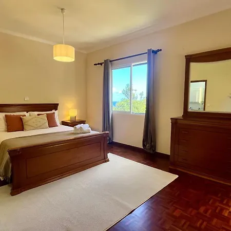 Сasa de vacaciones Serrao, By Op