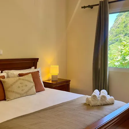 Сasa de vacaciones Serrao, By Op *