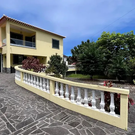 Vakantiehuis Serrao, By Op Ponta Delgada (Madeira)