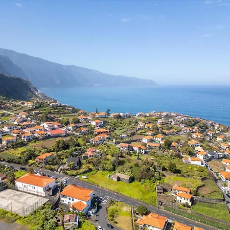 Casa de Férias Serrão, By Op