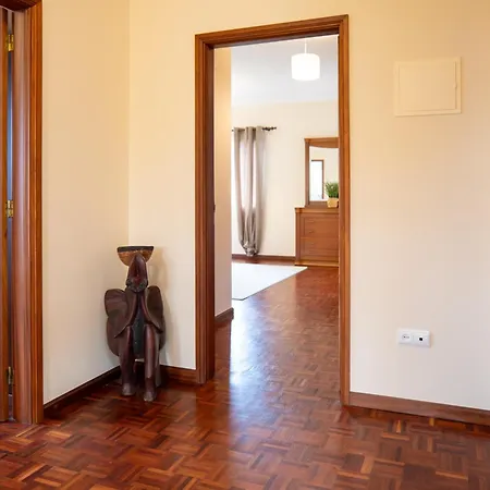 Casa de Férias Serrão, By Op